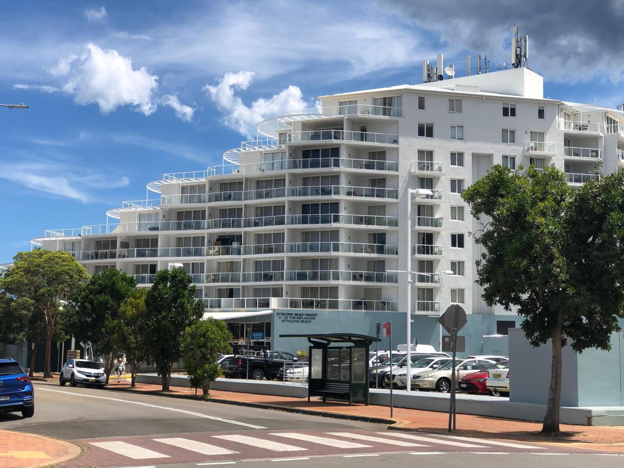 Base Holidays - Ettalong Beach Premium Apartments Exterior foto