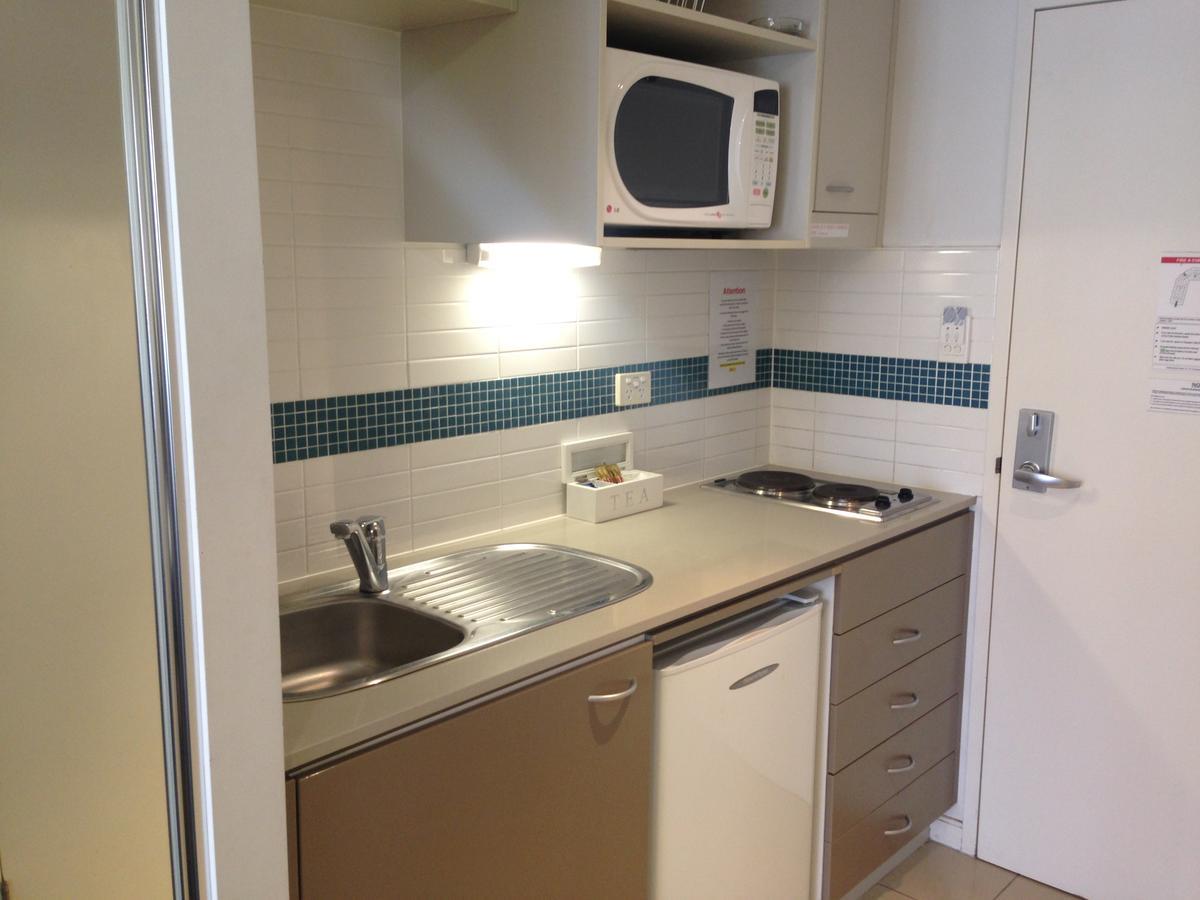 Base Holidays - Ettalong Beach Premium Apartments Exterior foto